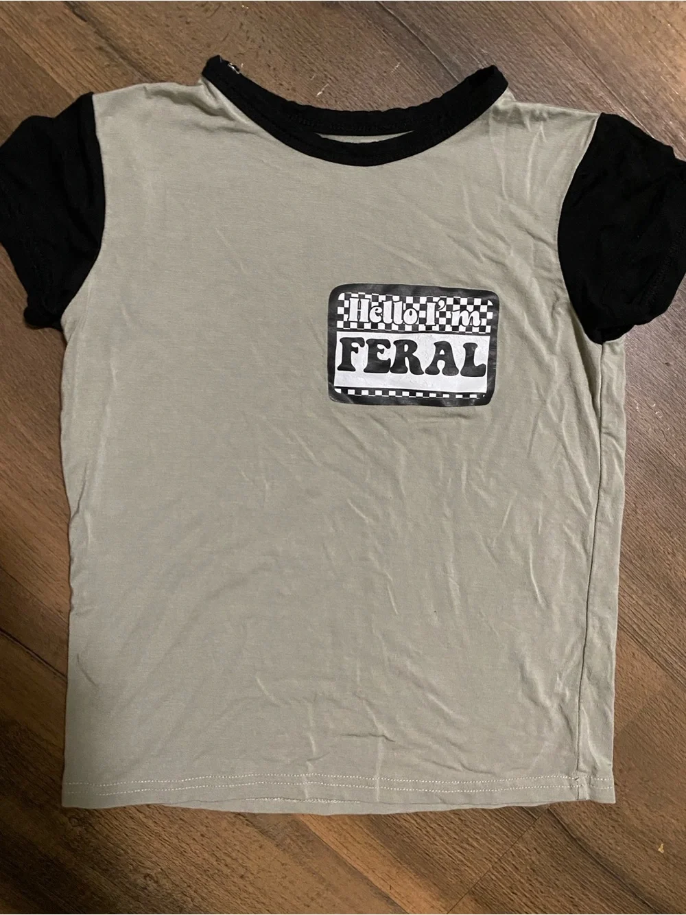 Kids 'Hello I'm FERAL' Short Sleeve bamboo tee VGUC